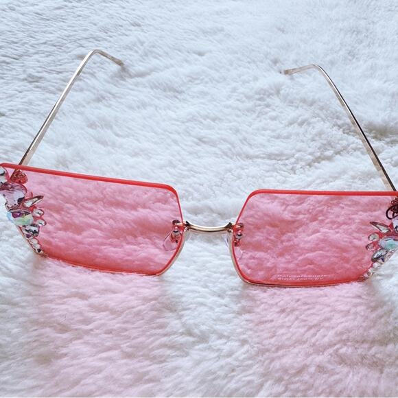 Nora Pink Square Sunglasses - Picture 6 of 13